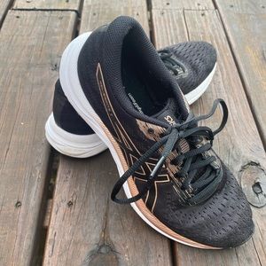 ASICS Gel-Excite 7 AmpliFoam Black and Peach Running Shoe